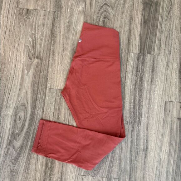 Lululemon cropped align leggings cranberry red size 4 - Picture 7 of 8